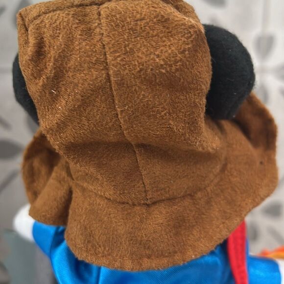 Vintage Mickey Mouse pirate Halloween treat holder. Very good vintage condition. - Picture 6 of 10